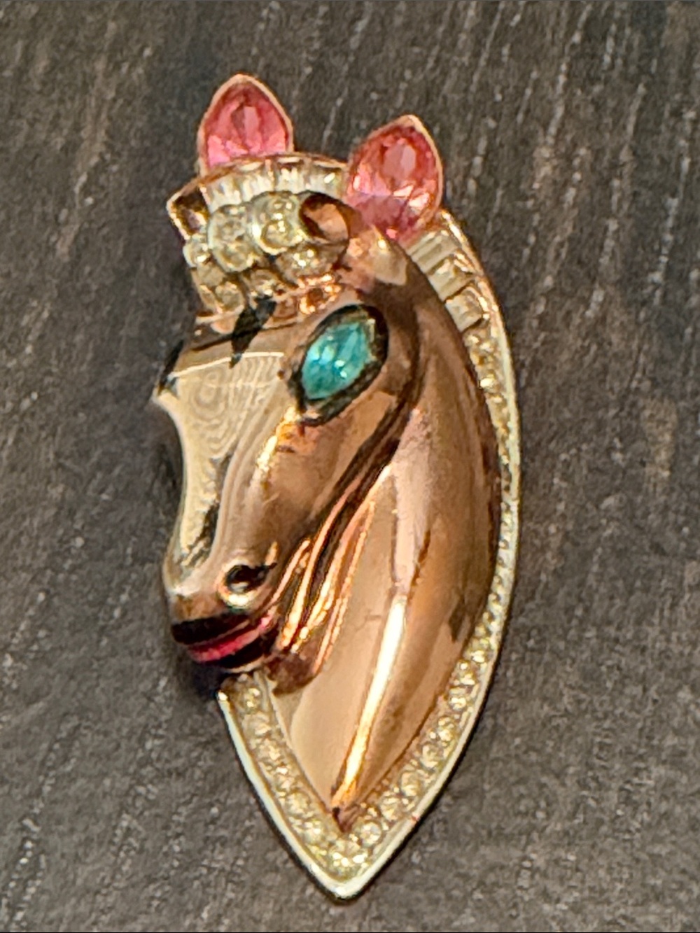 Vintage horse pendant
